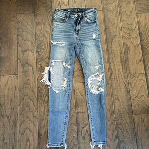 American Eagle Outfitters Light Blue Distressed Skinny Jeans